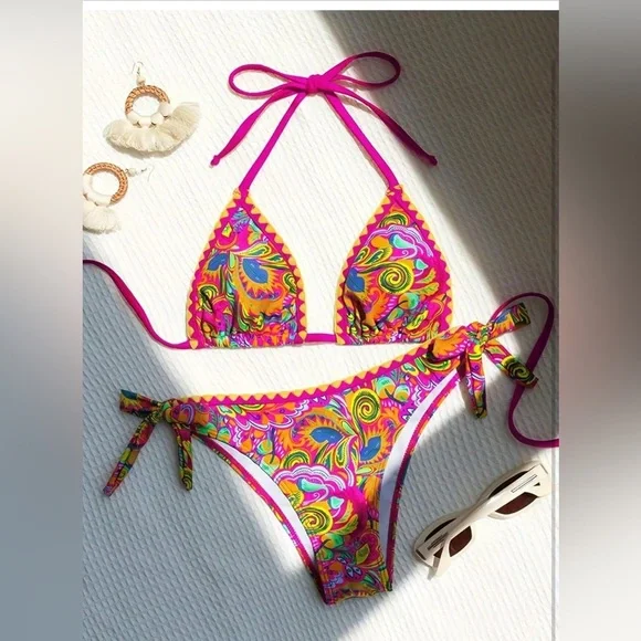Vibrant Multicolor Bikini Set - Picture 3 of 10